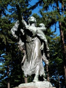 Sacagawea monument Washington Park, Portland2